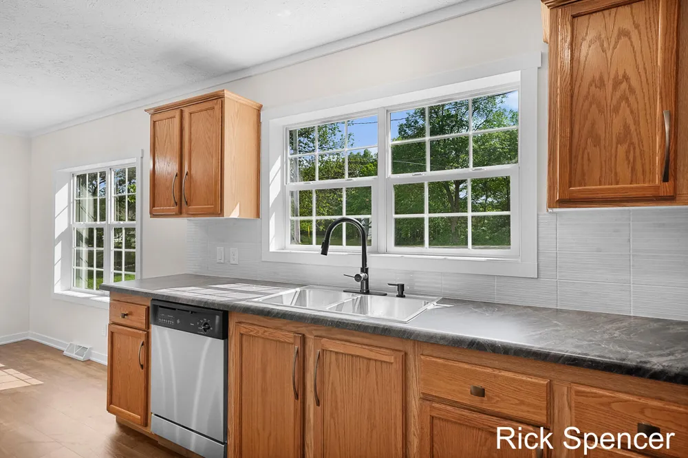 3321 Babylon Road Allegan, MI 49010