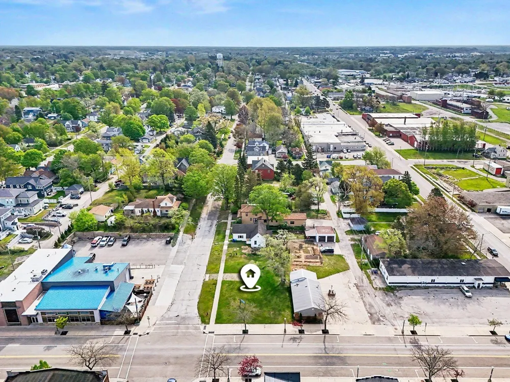 603 S James Street Ludington, MI 49431