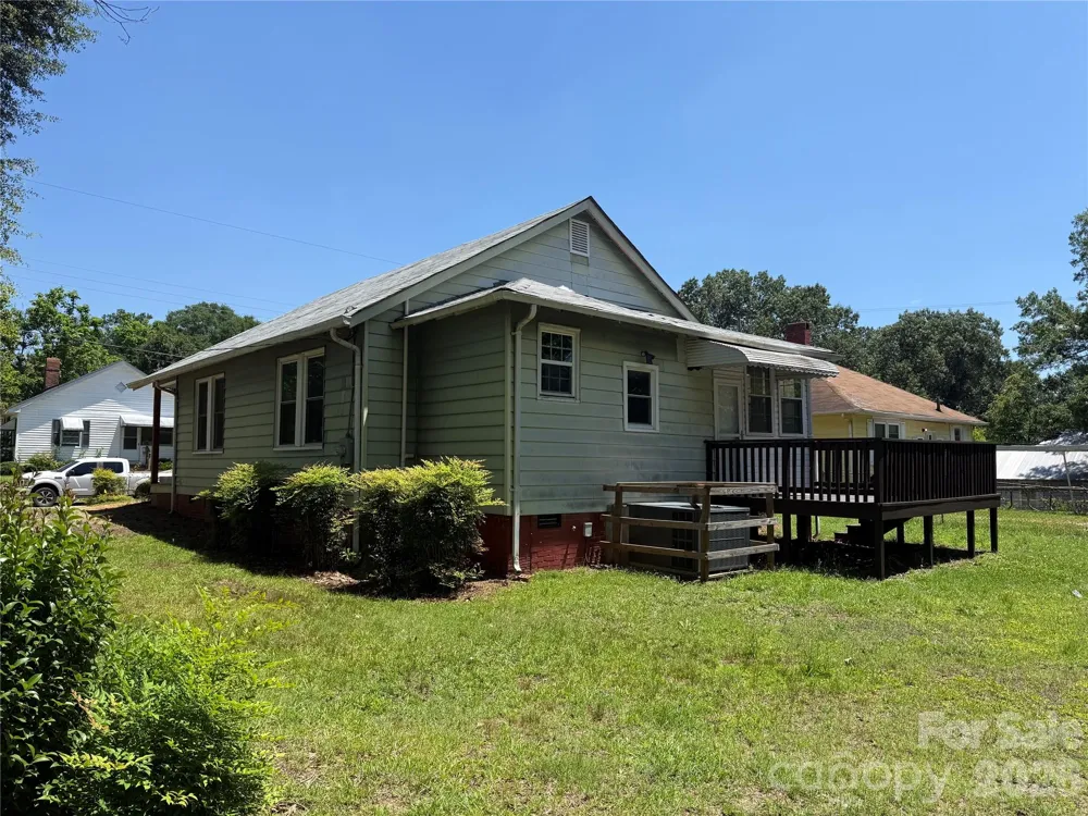 652 Cherry Street Wadesboro, NC 28170