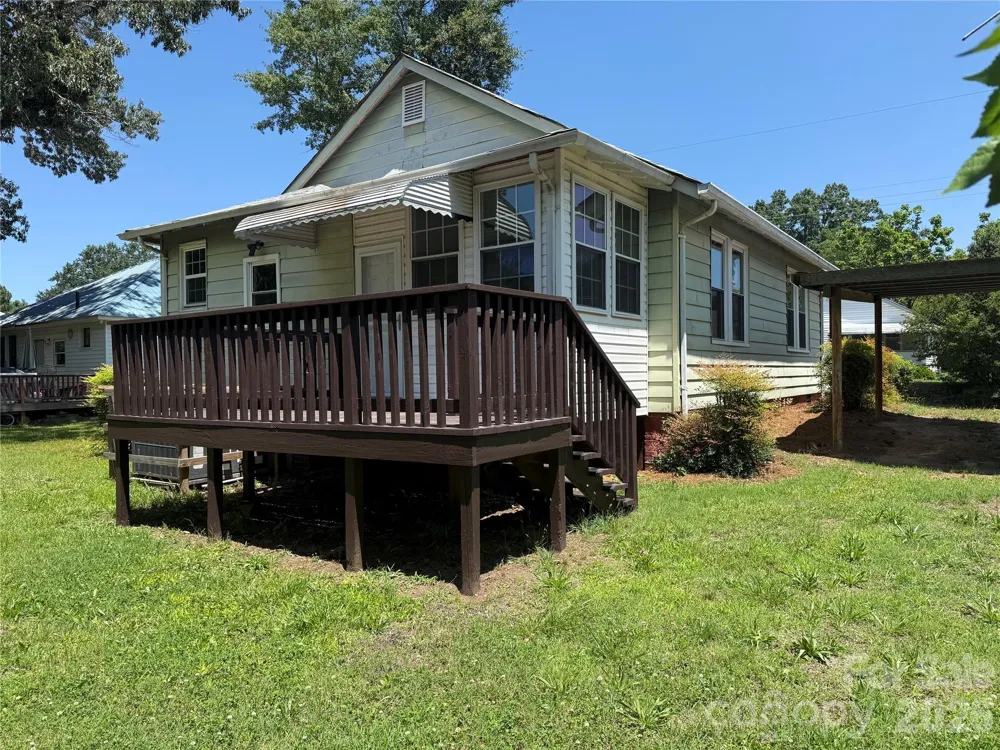 652 Cherry Street Wadesboro, NC 28170