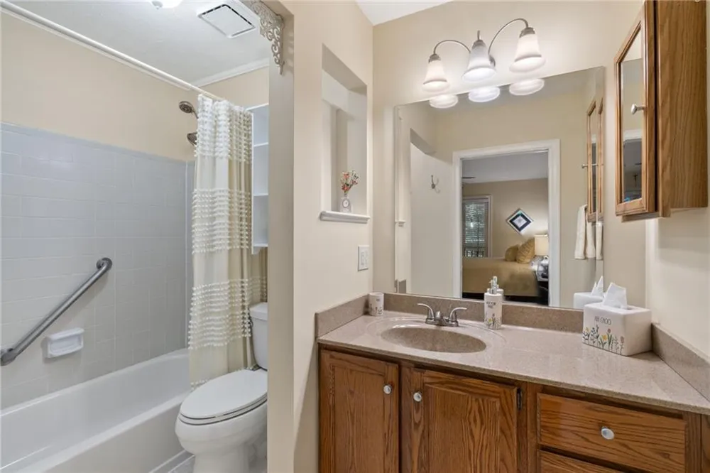 525 Warm Springs Circle Roswell, GA 30075