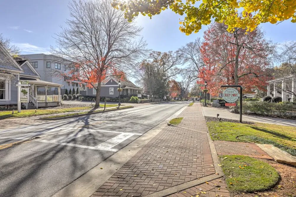 525 Warm Springs Circle Roswell, GA 30075