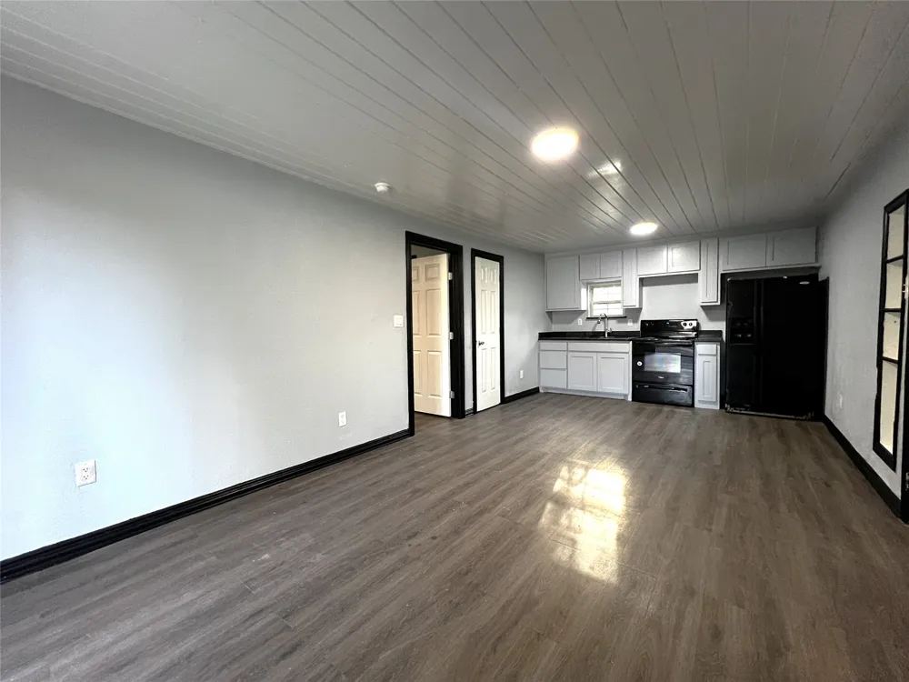 5205 Calloway Street #B Sansom Park, TX 76114