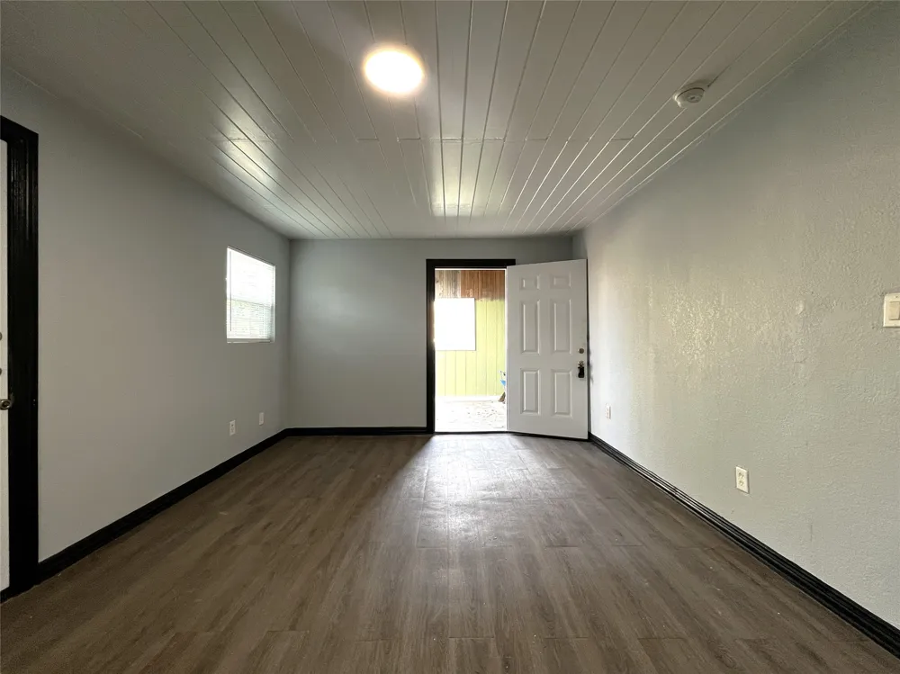 5205 Calloway Street #B Sansom Park, TX 76114