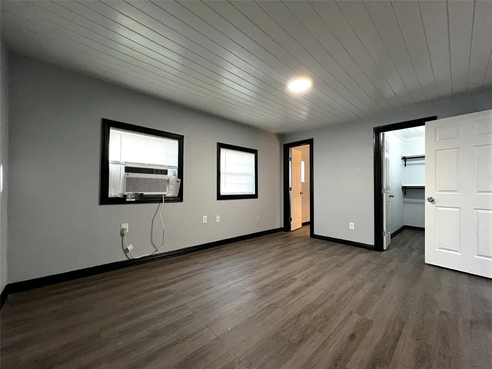 5205 Calloway Street #B Sansom Park, TX 76114
