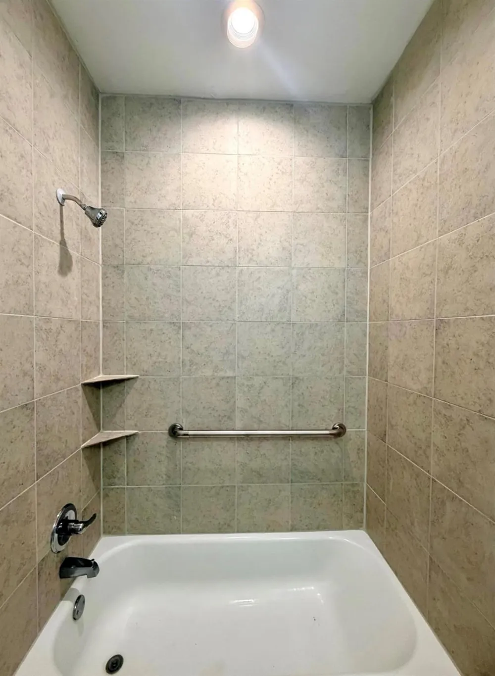 502 S Ross Sterling #B Anahuac, TX 77514
