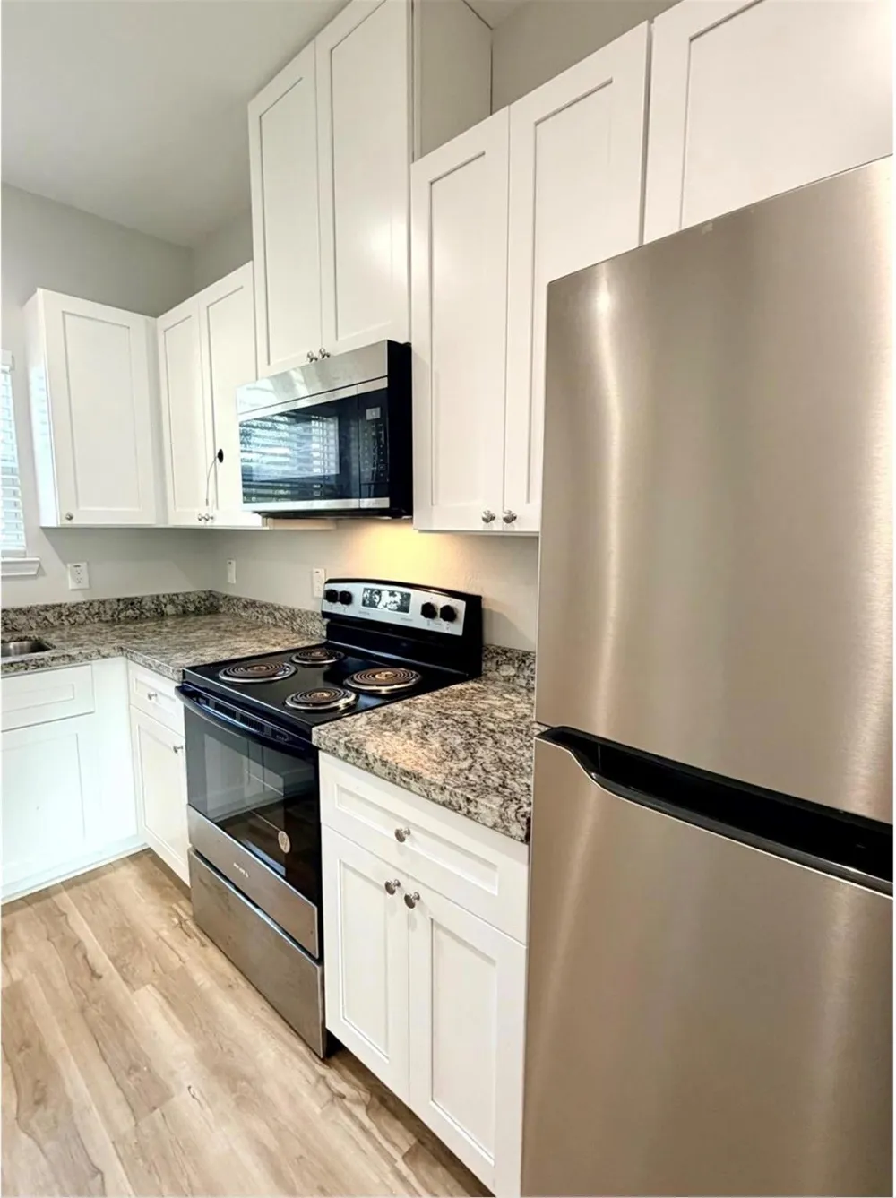 502 S Ross Sterling #B Anahuac, TX 77514