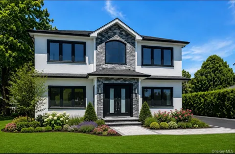 118 W Cherry Street