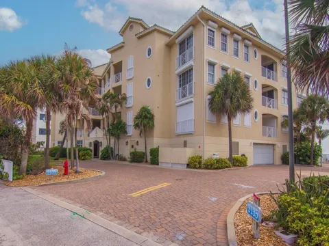 3135 HIGHWAY A1A #202