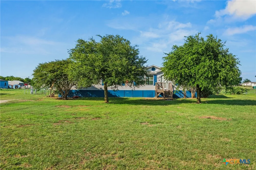 152 Hillside Drive Troy, TX 76579