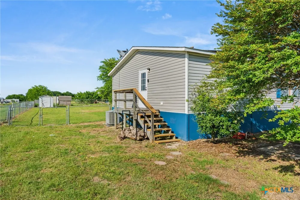 152 Hillside Drive Troy, TX 76579