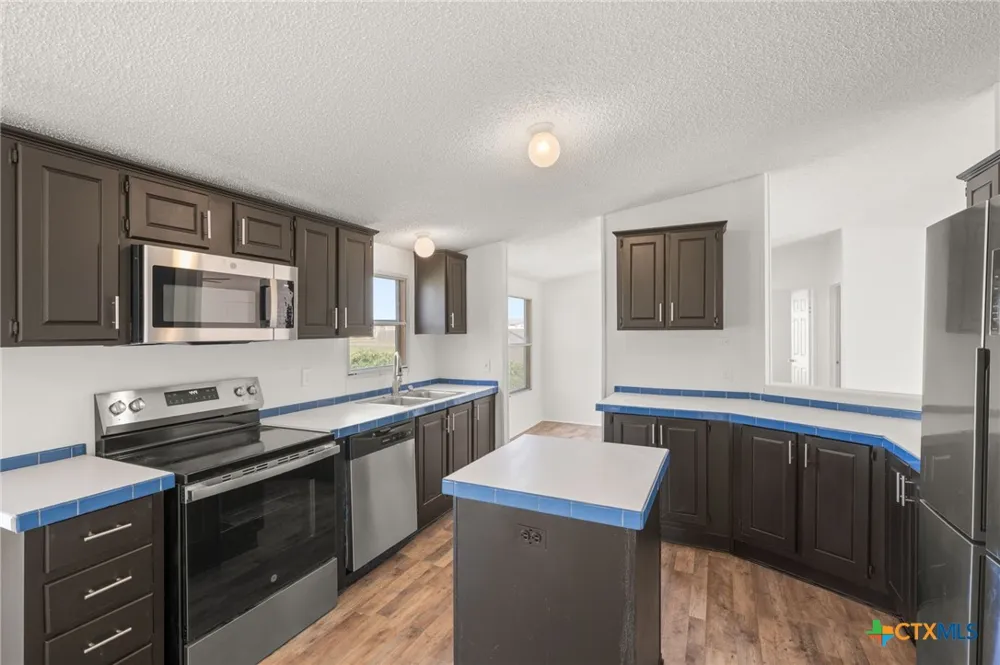 152 Hillside Drive Troy, TX 76579