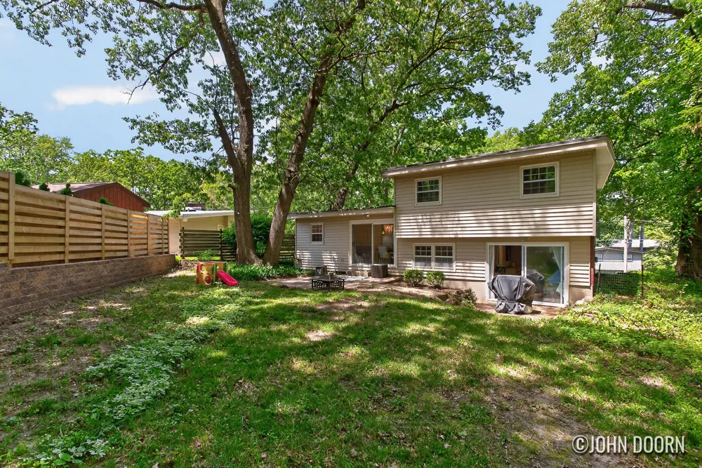 2246 Holliday Drive SW Wyoming City, MI 49519