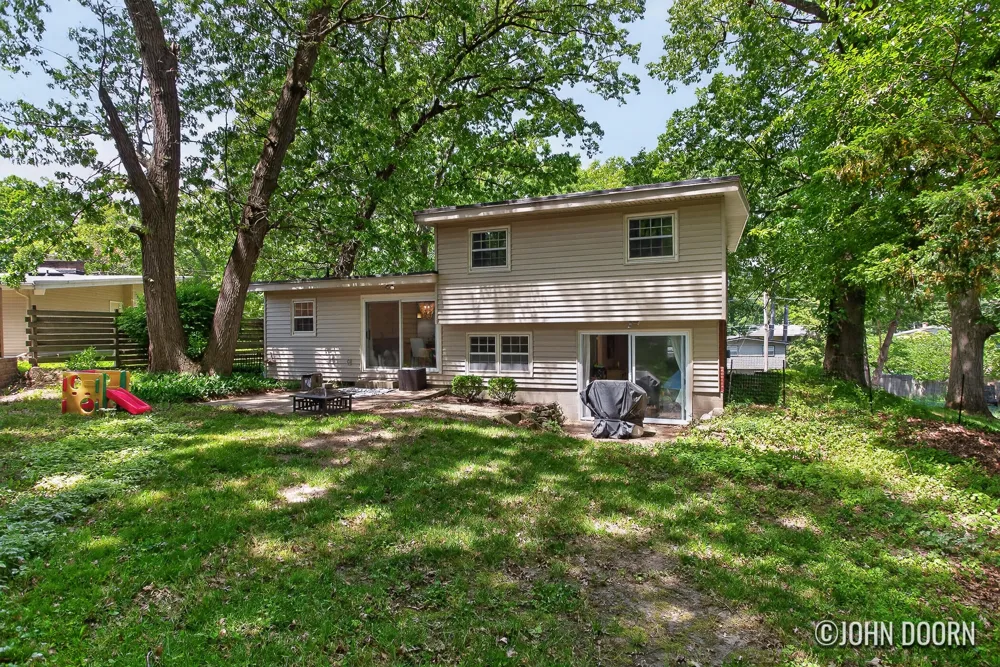 2246 Holliday Drive SW Wyoming City, MI 49519