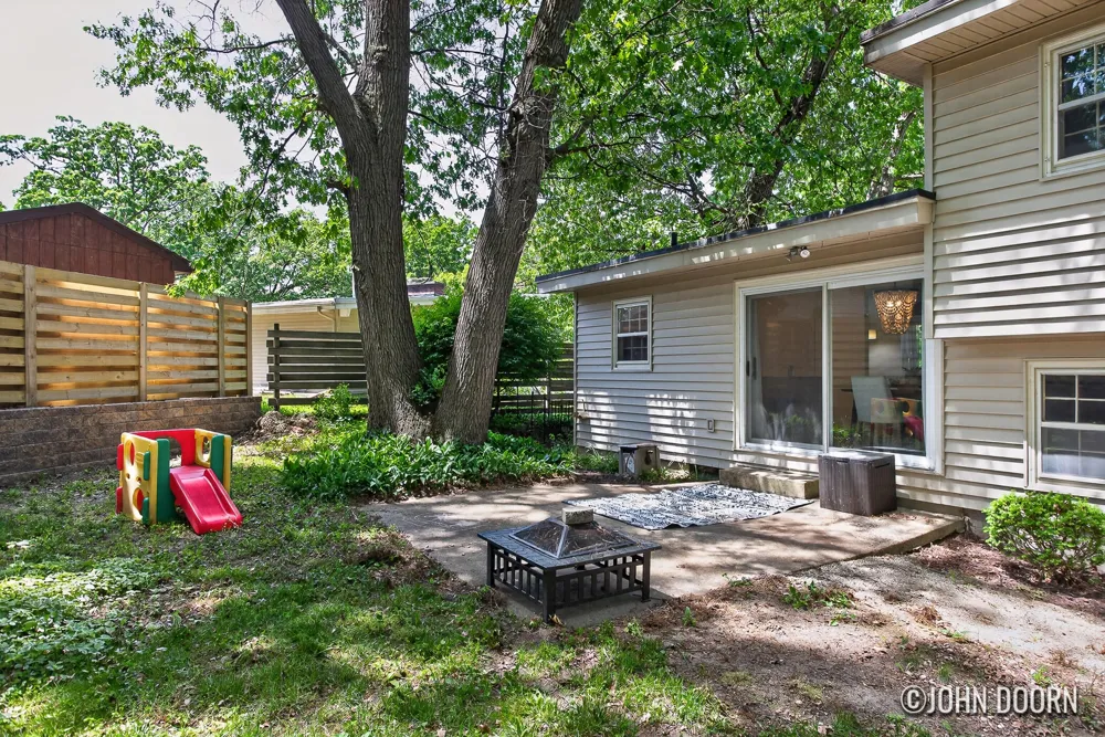2246 Holliday Drive SW Wyoming City, MI 49519