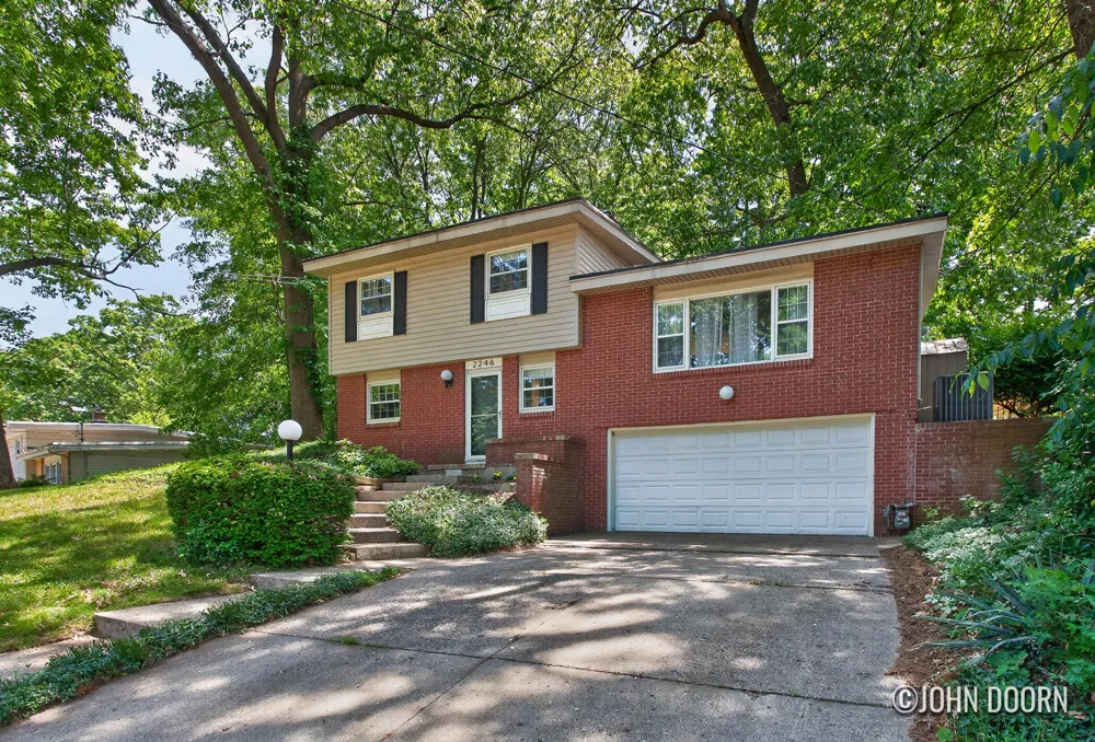 2246 Holliday Drive SW Wyoming City, MI 49519