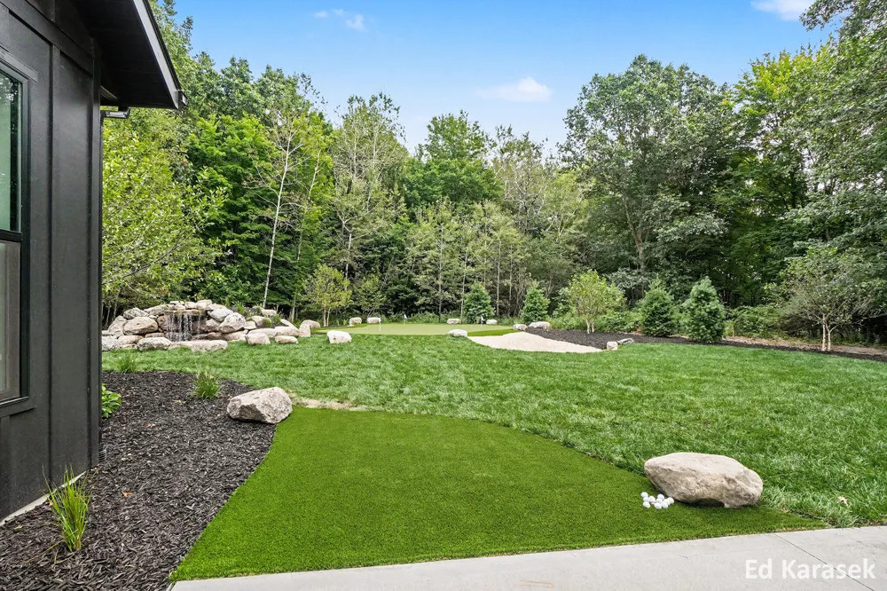3365 Palmer Drive #59 Saugatuck Township, MI 49453
