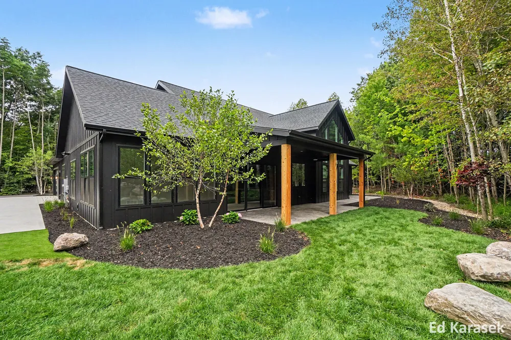 3365 Palmer Drive #59 Saugatuck Township, MI 49453