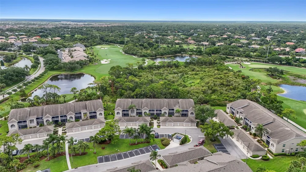9550 HIGH GATE DRIVE #1515 Sarasota, FL 34238