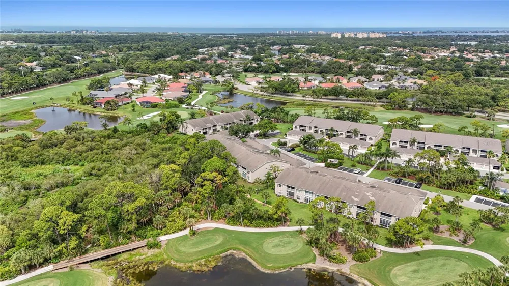 9550 HIGH GATE DRIVE #1515 Sarasota, FL 34238