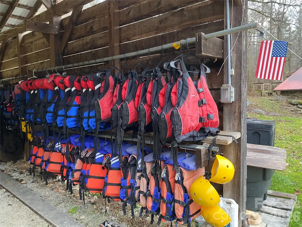 10811 Hwy 19 W Highway W Bryson City, NC 28713
