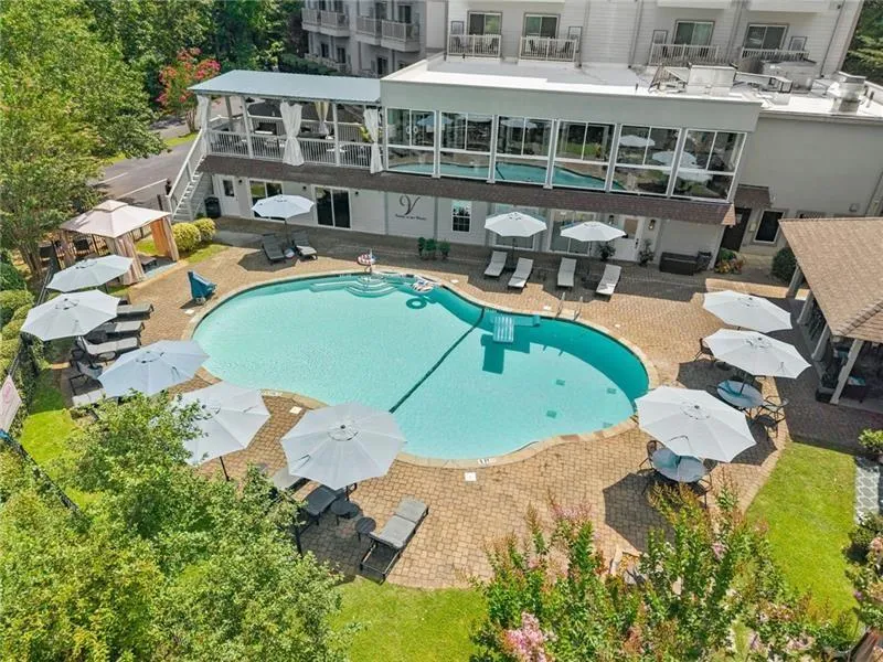 17 Dach Bruecke Gasse Helen, GA 30545