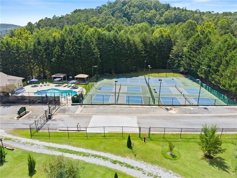 17 Dach Bruecke Gasse Helen, GA 30545