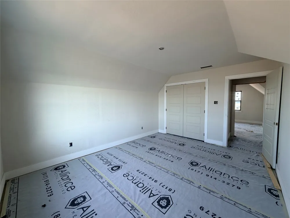 Monarch Court Poolville, TX 76487