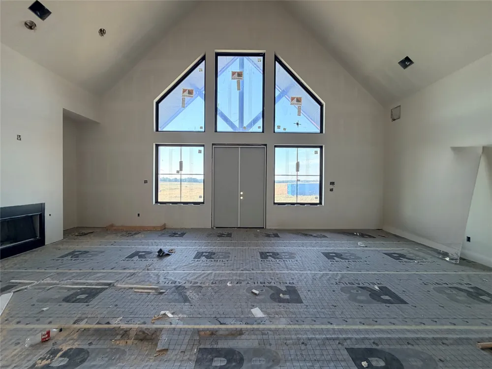 Monarch Court Poolville, TX 76487