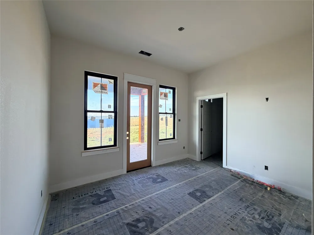 Monarch Court Poolville, TX 76487