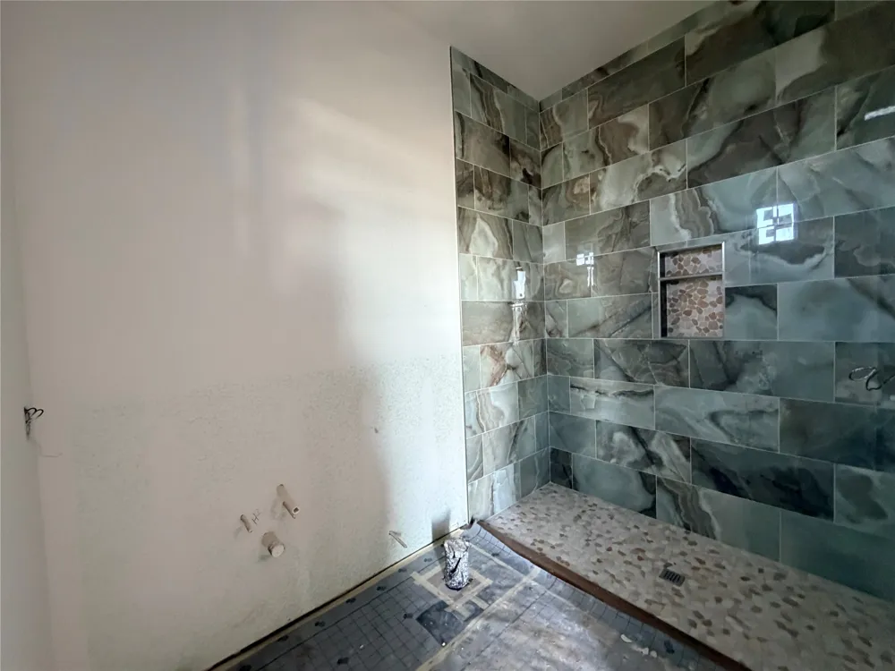 Monarch Court Poolville, TX 76487