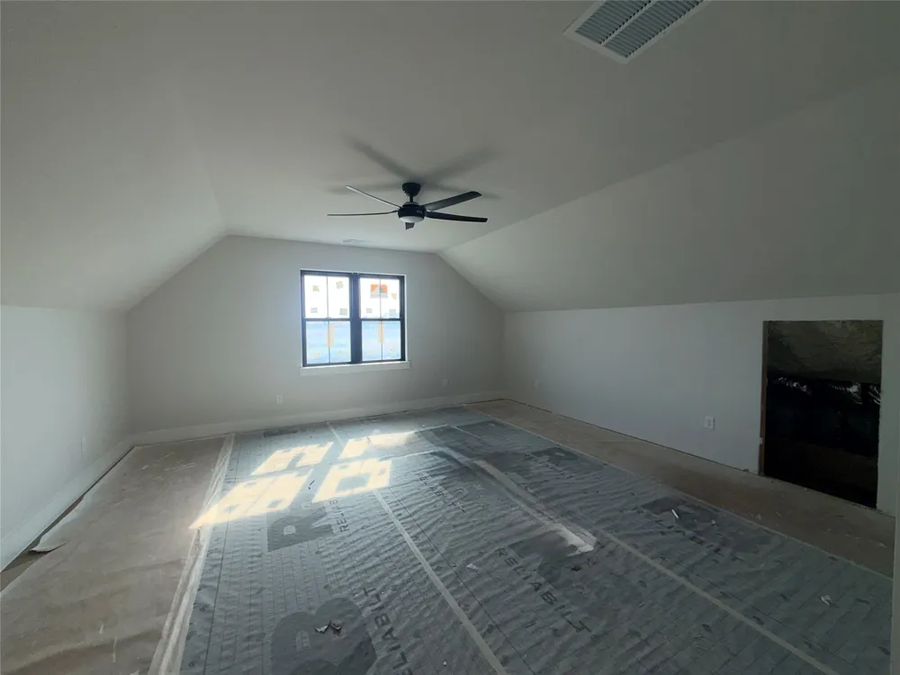 Monarch Court Poolville, TX 76487