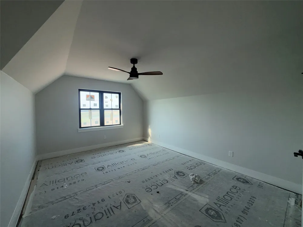 Monarch Court Poolville, TX 76487