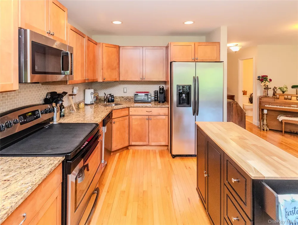 64 Hudson View Terrace Hyde Park, NY 12538