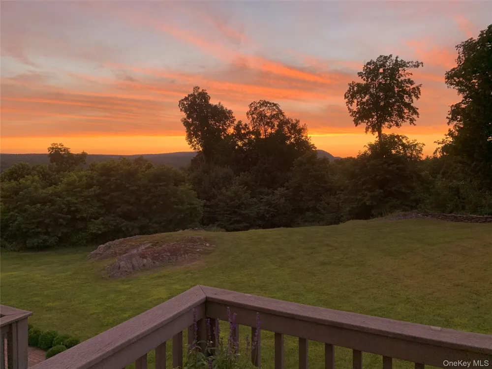 64 Hudson View Terrace Hyde Park, NY 12538