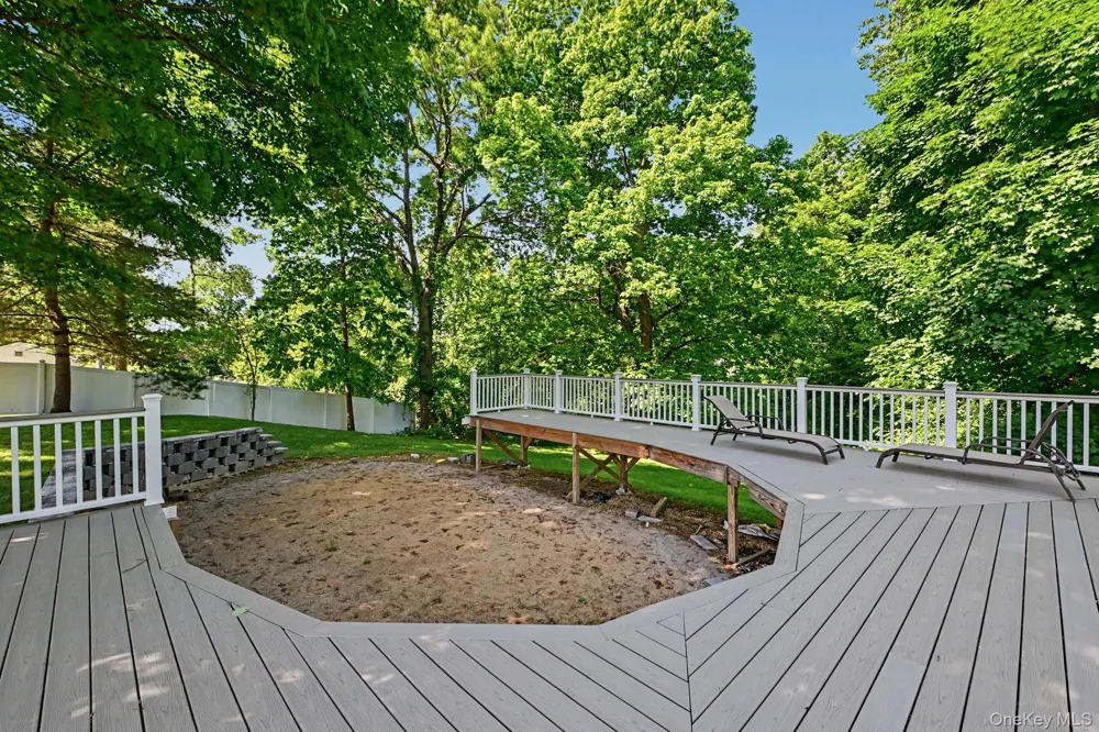 61 Friendly Road Mahopac, NY 10541