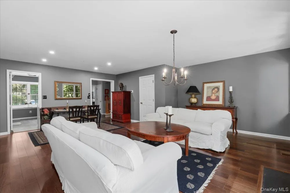 157 Jay Court Cross River, NY 10518