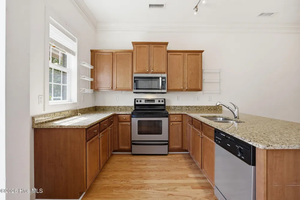 5106 Exton Park Loop Castle Hayne, NC 28429