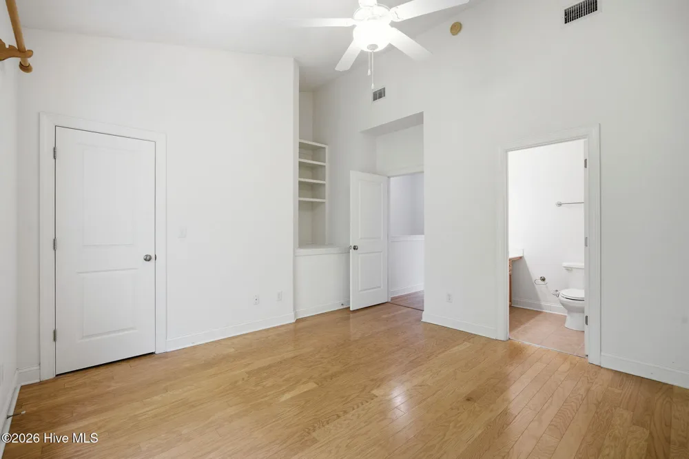 5106 Exton Park Loop Castle Hayne, NC 28429
