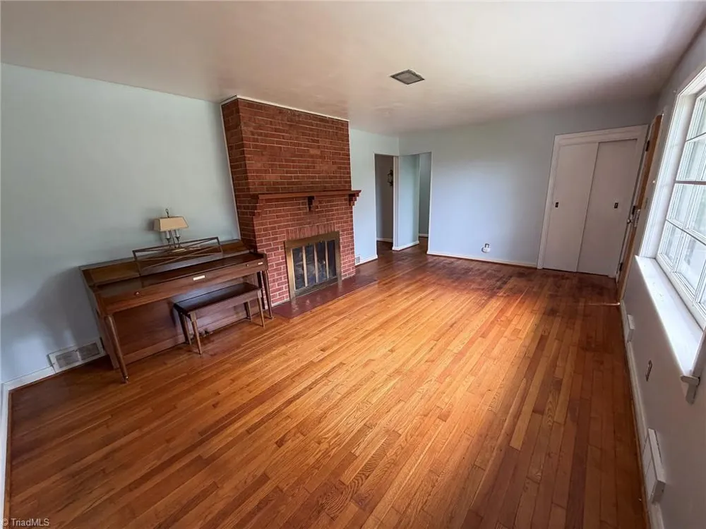 906 Childress Drive Martinsville, VA 24112