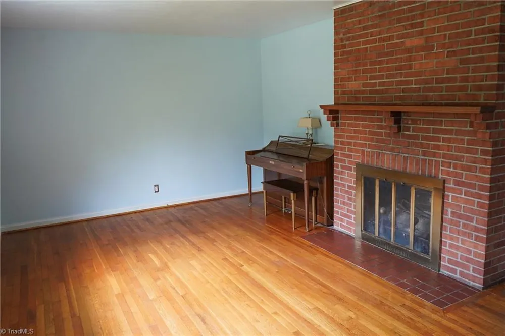 906 Childress Drive Martinsville, VA 24112