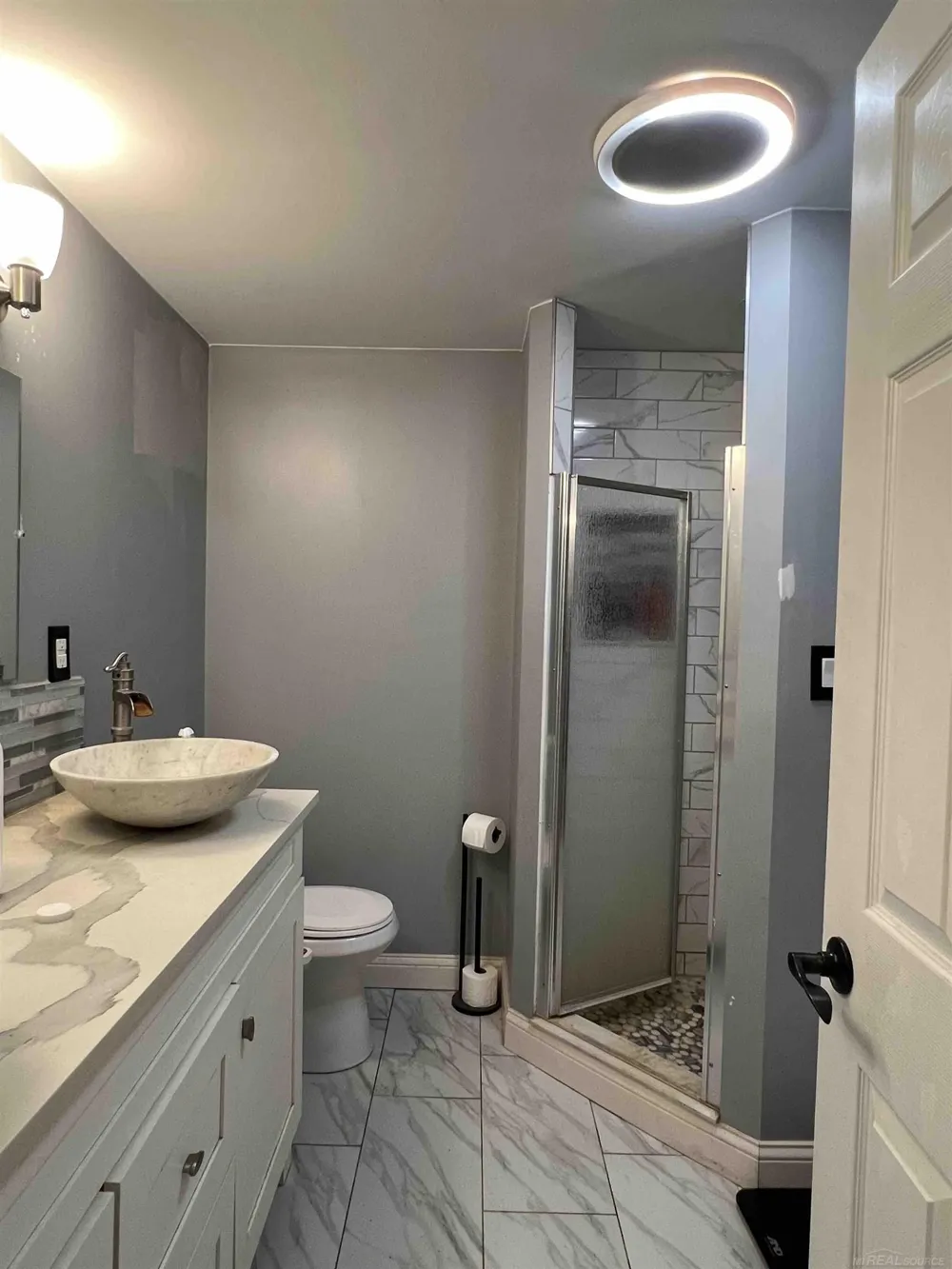 13775 mesmer Road Berlin Township, MI 48002