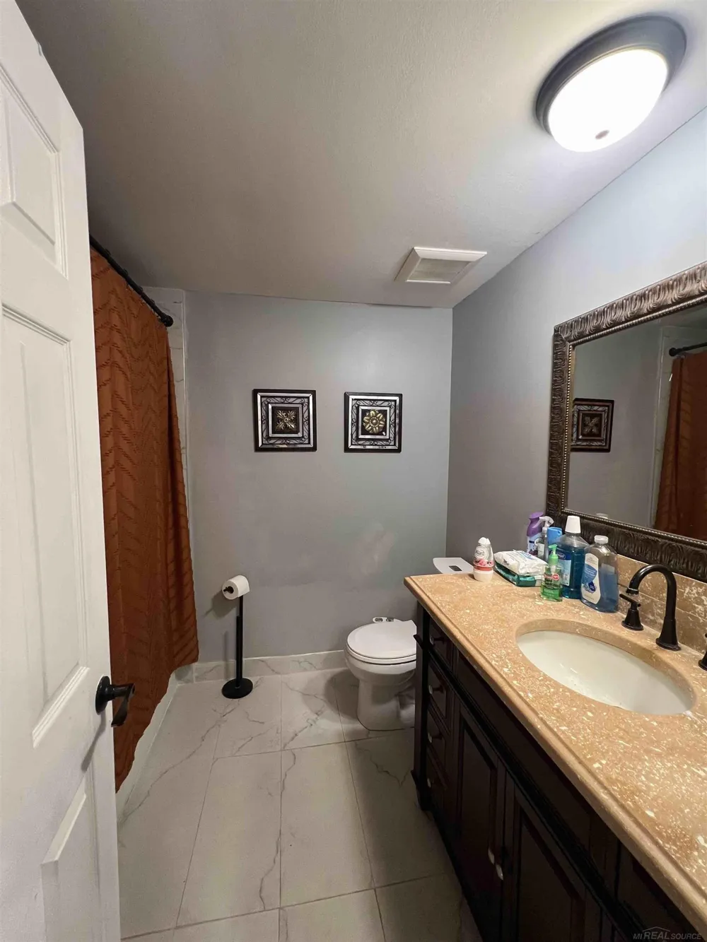 13775 mesmer Road Berlin Township, MI 48002