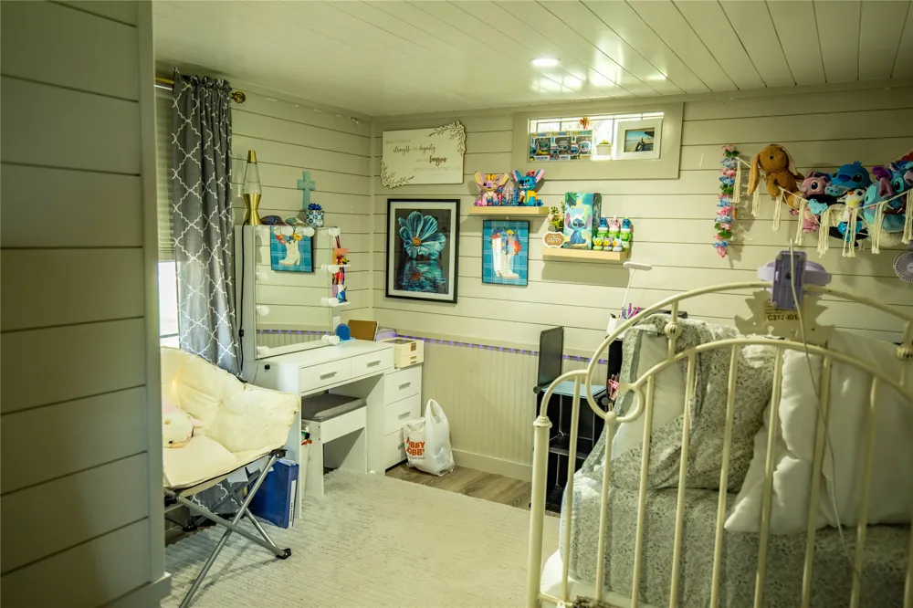 9393 Us Highway 87 E Westhoff, TX 77994