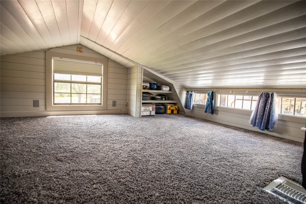 9393 Us Highway 87 E Westhoff, TX 77994