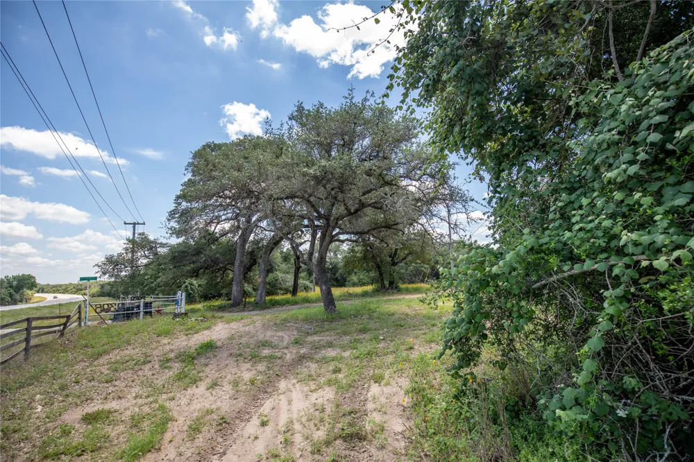 9393 Us Highway 87 E Westhoff, TX 77994