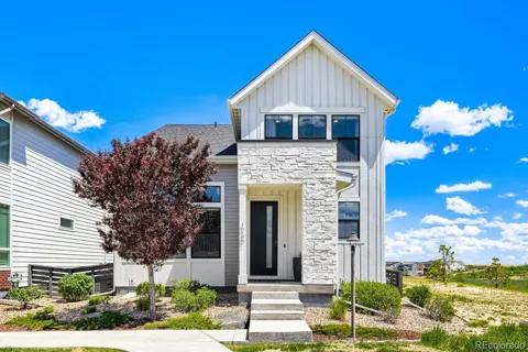 1747 Stable View Drive