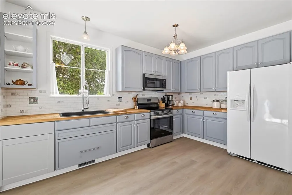 7608 Barn Owl Drive Fountain, CO 80817