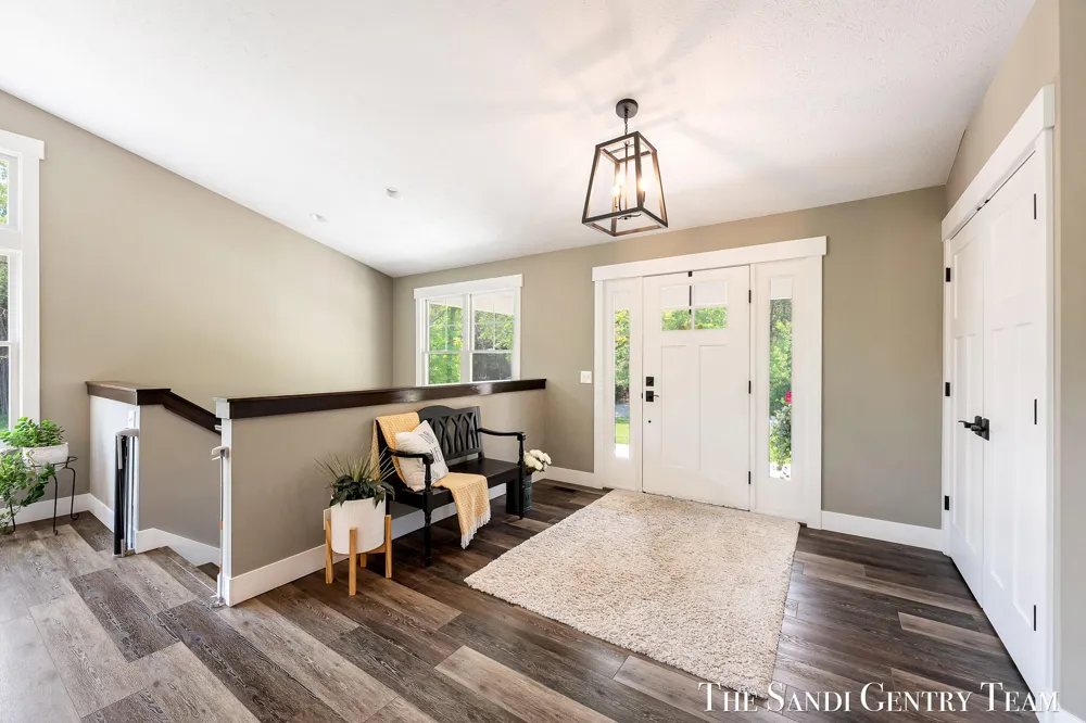 12400 Lincoln Farms Drive Grand Haven, MI 49417