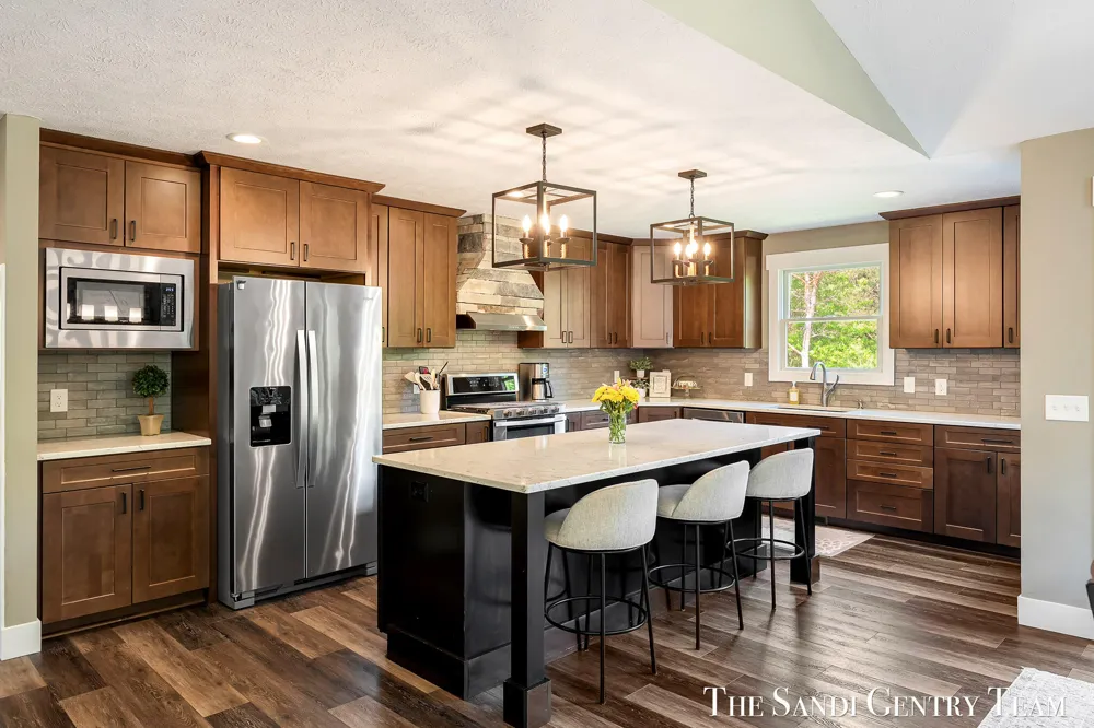 12400 Lincoln Farms Drive Grand Haven, MI 49417